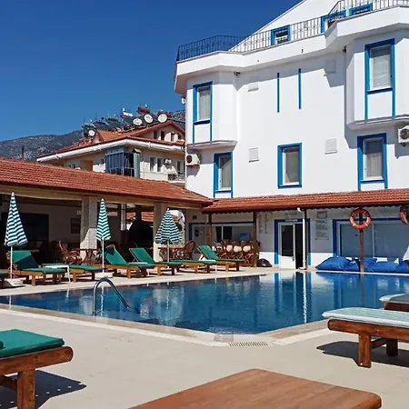 Apart Otel California 3*