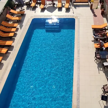 California Hotel apartamentowy Ölüdeniz