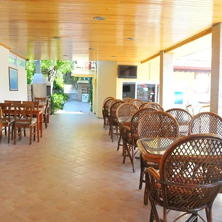 California Aparthotel