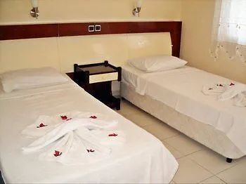 California Aparthotel