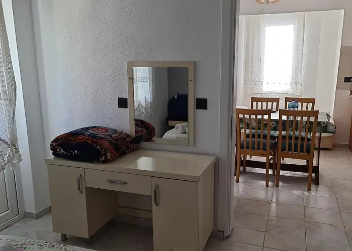 California Aparthotel