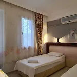 California Aparthotel 4*