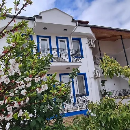 California Appart hôtel 3*