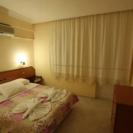 California Aparthotel 4*