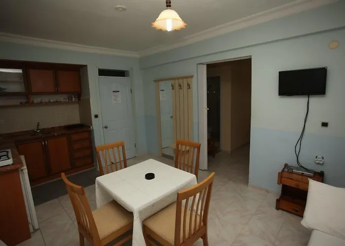 California Aparthotel